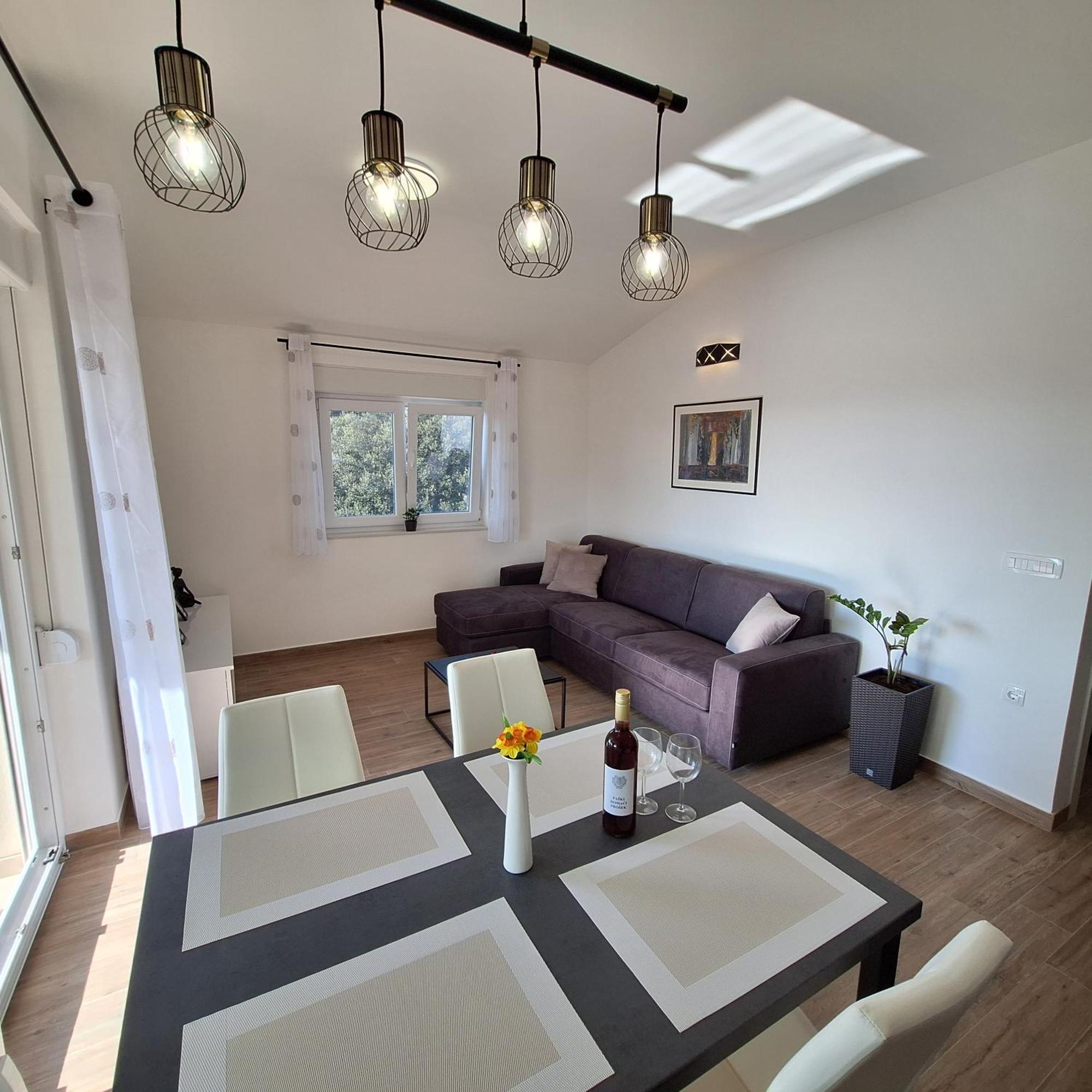 Apartments Elena & Lana Ζαντάρ Εξωτερικό φωτογραφία