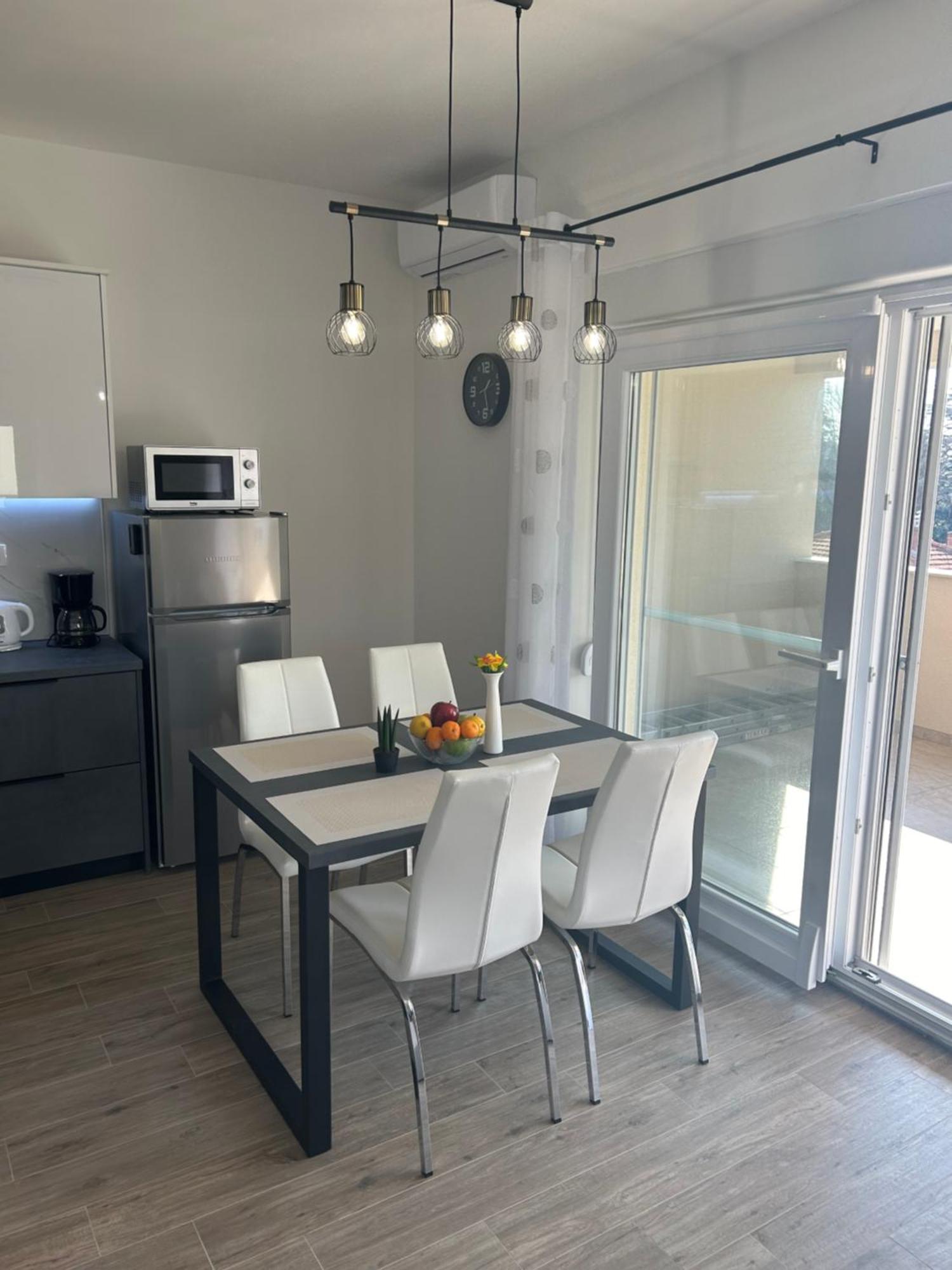 Apartments Elena & Lana Ζαντάρ Εξωτερικό φωτογραφία